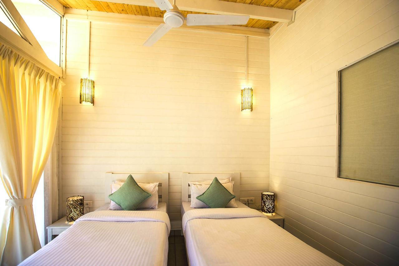 The White Resort Agonda Exterior foto
