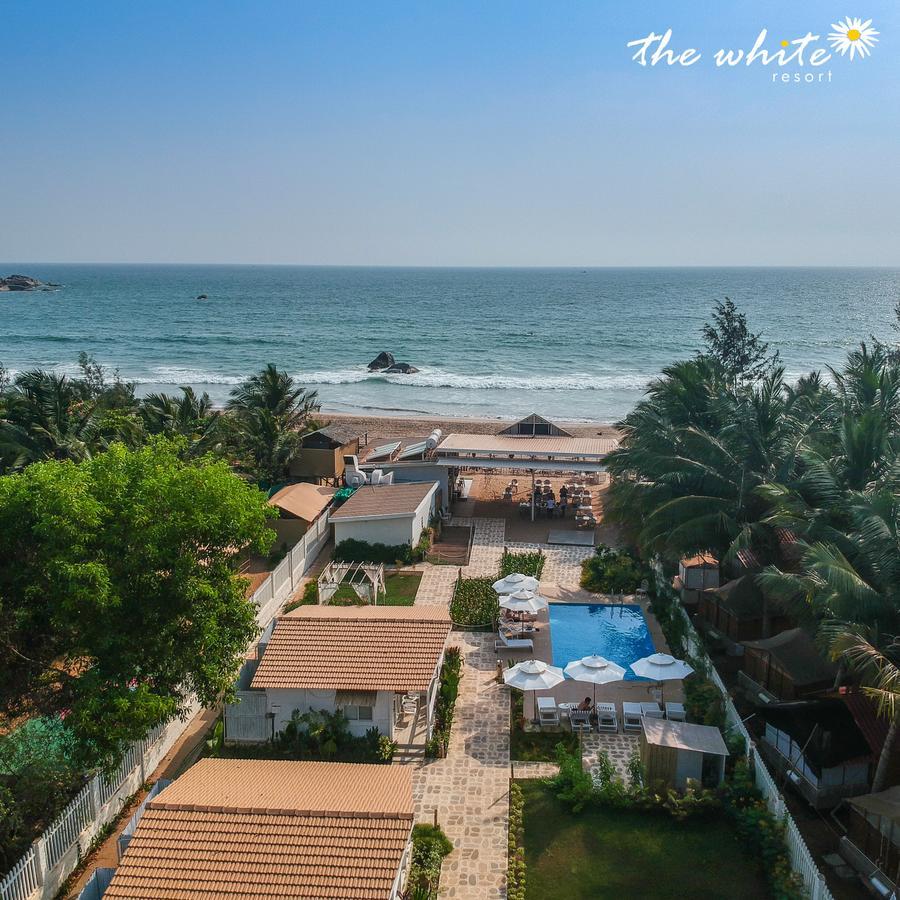 The White Resort Agonda Exterior foto