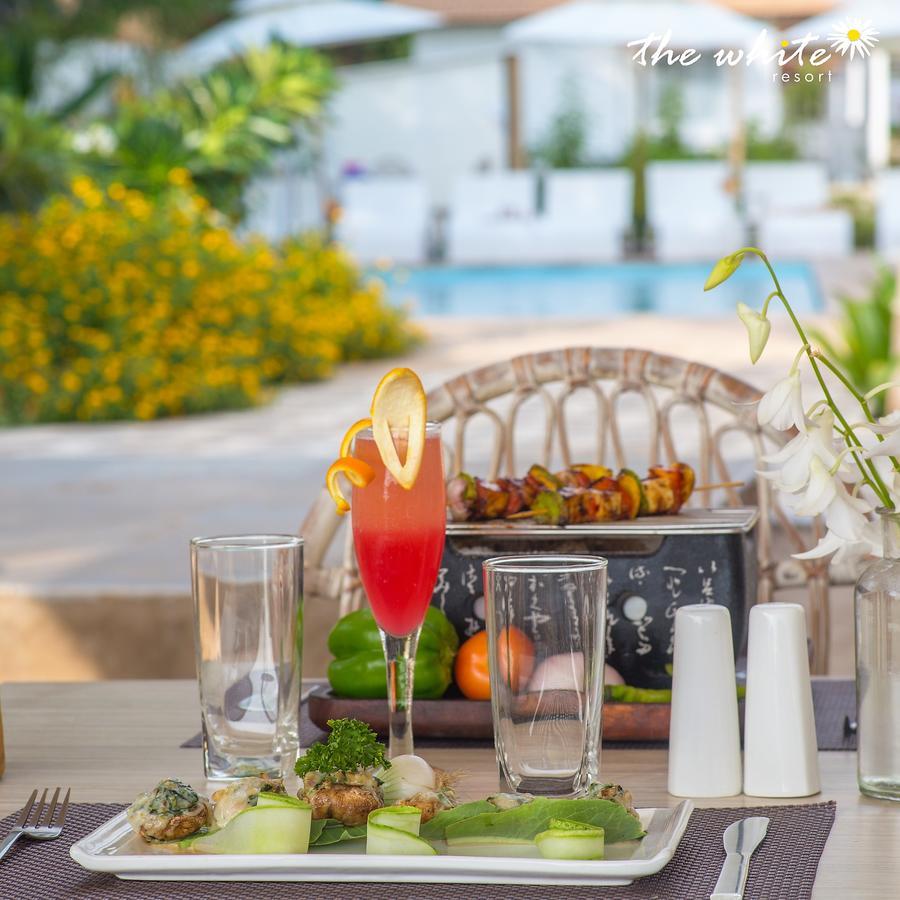 The White Resort Agonda Exterior foto